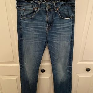 American Eagle mens jeansOriginal Straight 31x32.